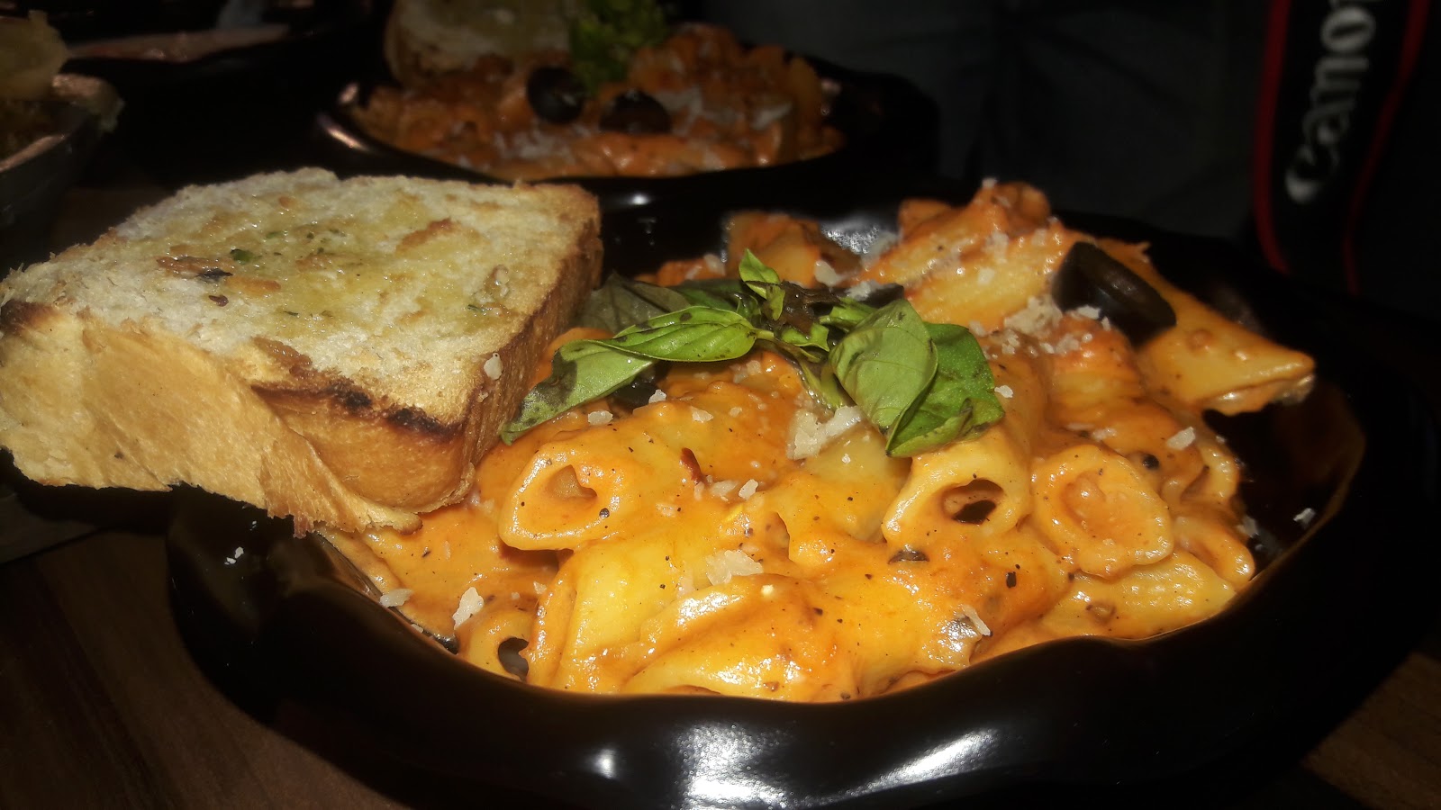 Cafe OTB Out of the Box Dehradun rajpur road Mussoorie