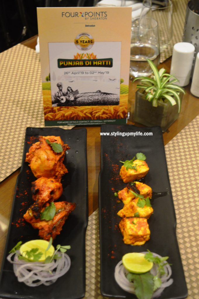 Tandoori Kukkad Ajwaini Paneer Tikka