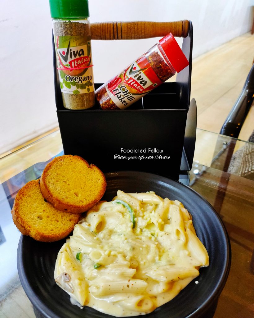 Best cafe in dehradun, Best food in dehradun, Best practice of sanitization, Covid19 protocol, Cafe Laata